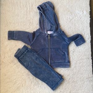 2 pc zip up and matching joggers with pockets
